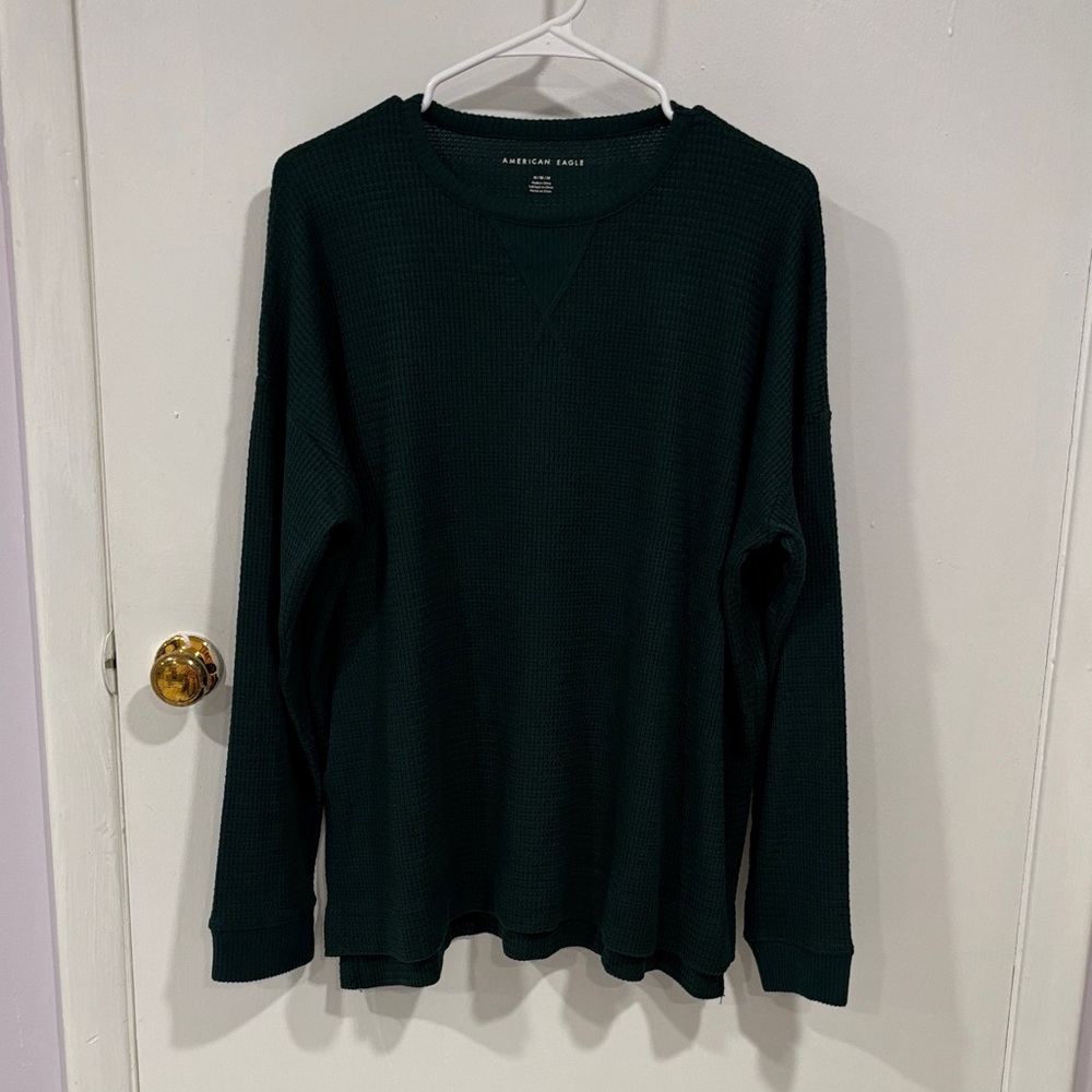 American Eagle plush long sleeve